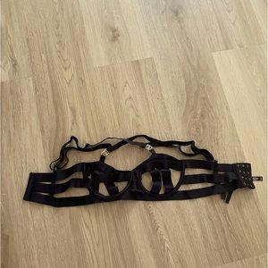 Victoria secret open cup deni bra